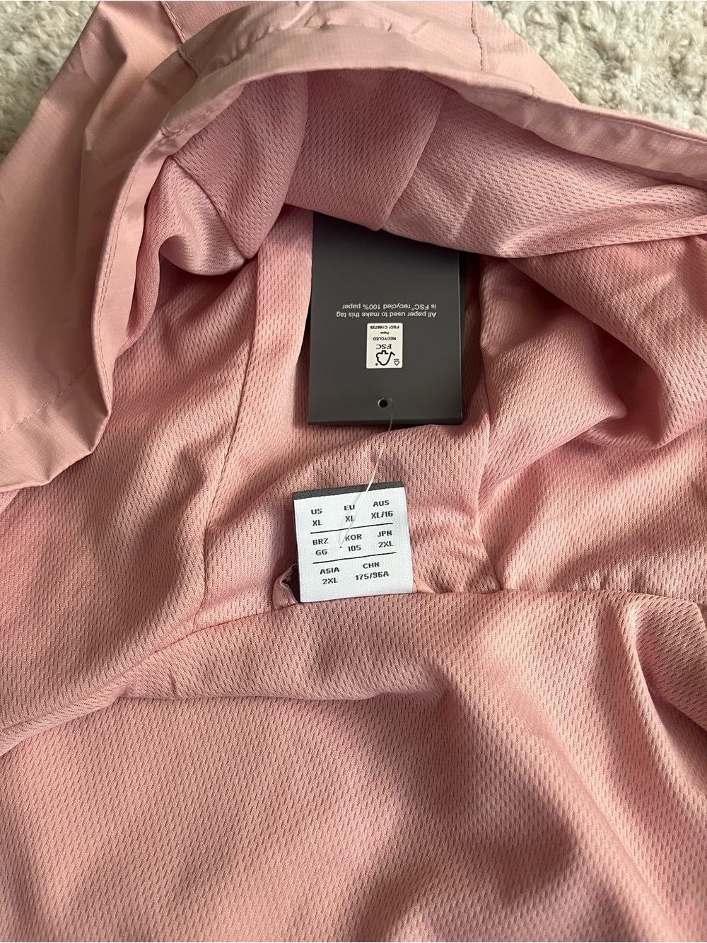 New Balance Hooded Wind and Rain Jacket in Dusty Pink - Picture 7 of 11